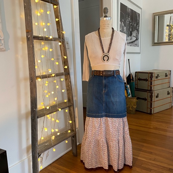 GAP Dresses & Skirts - Gap denim floral festival skirt
